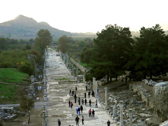 Ephesos - Hafenarkadiane