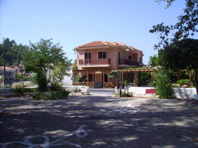 Agios Konstantinos - Platanakia