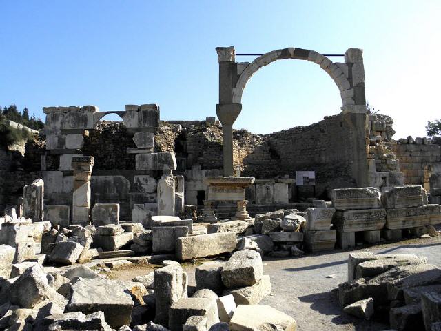 Ephesos - Pollio-Bau und Domitianbrunnen